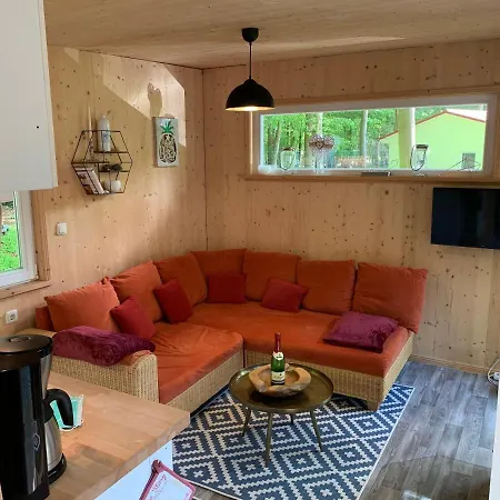 بيت للعطل Designbungalow-aus-echtholz